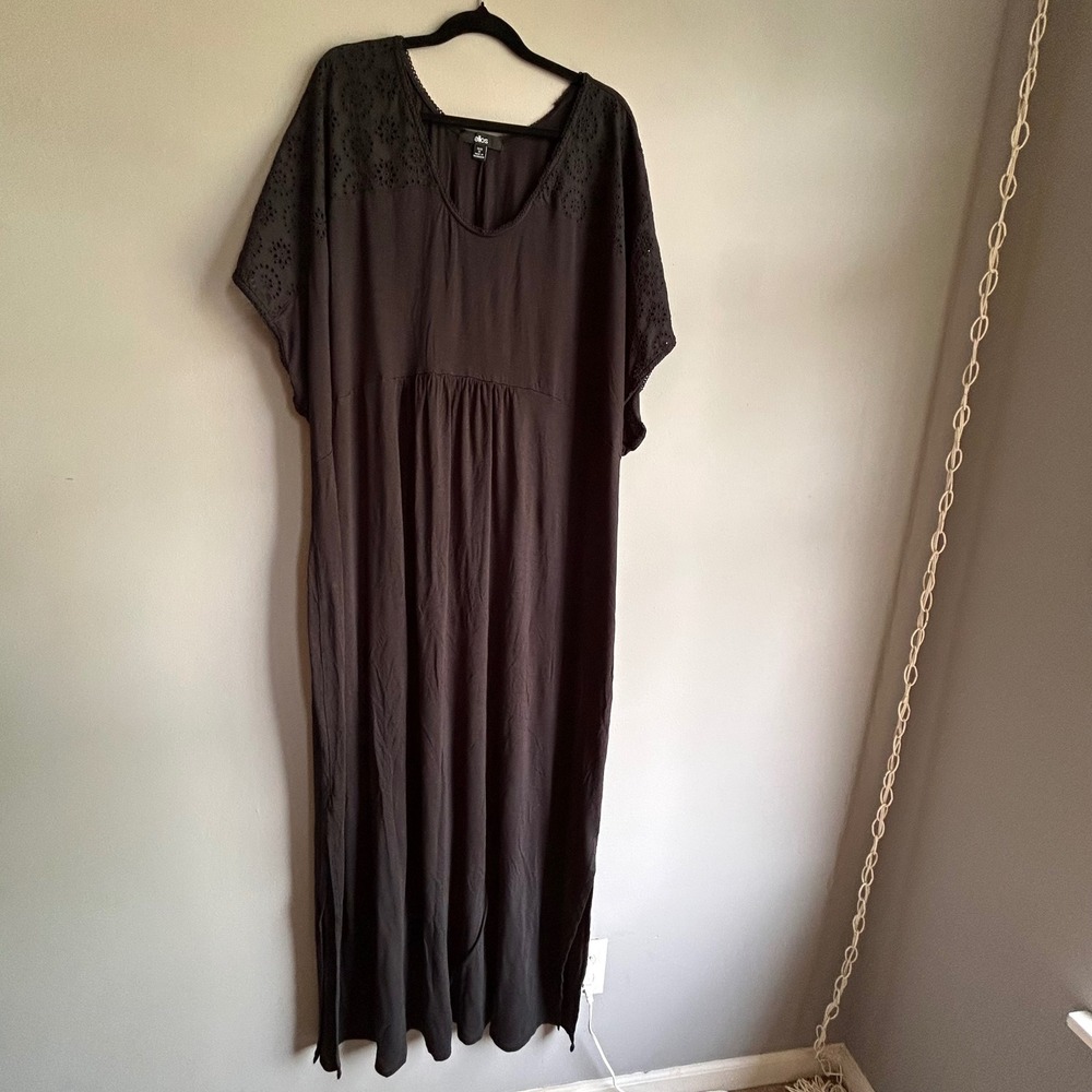 Ellos Black Eyelet Yoke Maxi Caftan Plus Size 2X 26/28 Short Sleeve Rayon Blend